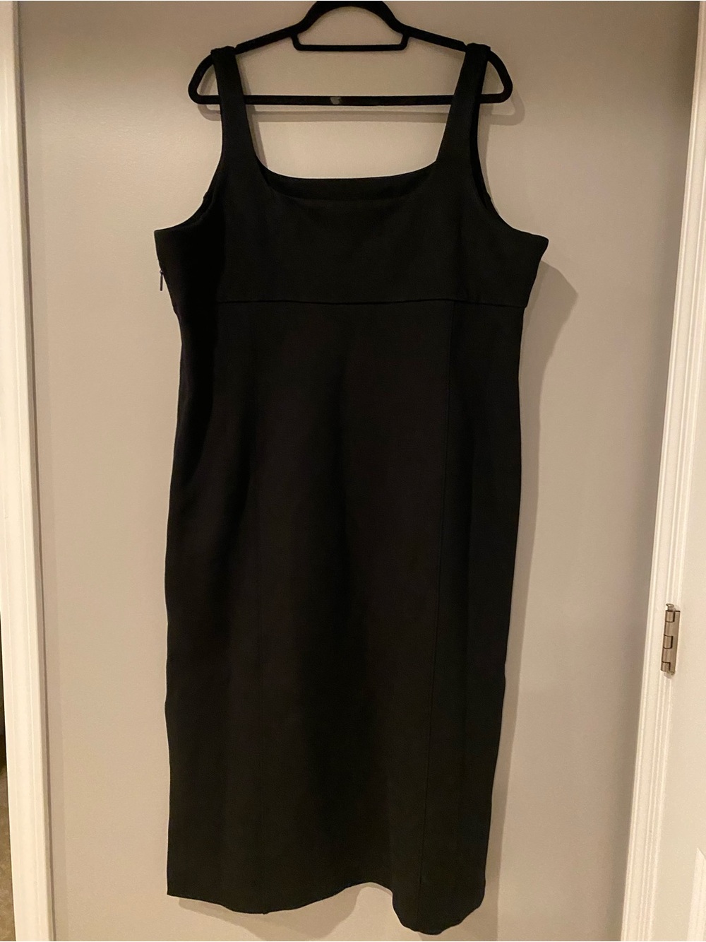 SPANX Black Square Neck Sleeveless Sheath Dress